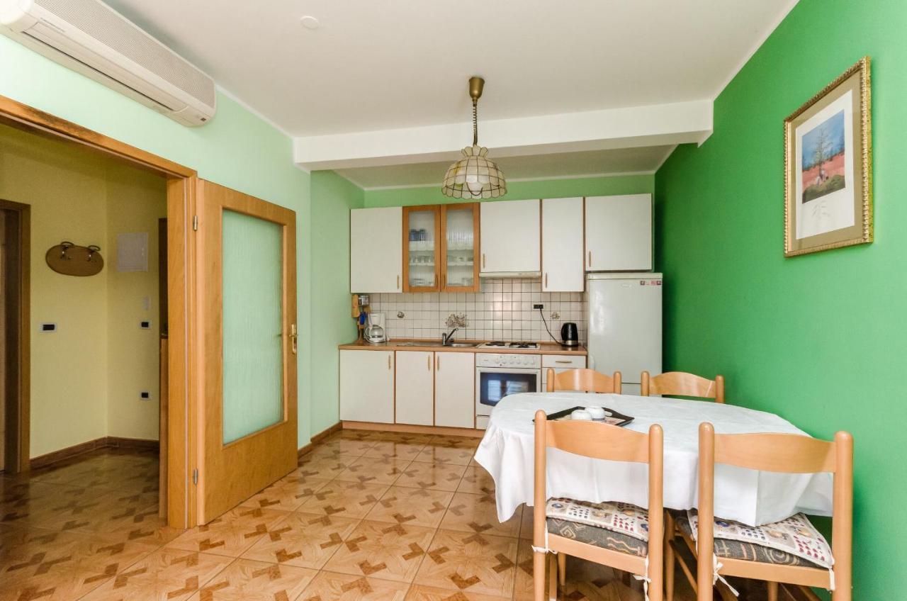 Apartments Marija Ουμάγκ Εξωτερικό φωτογραφία