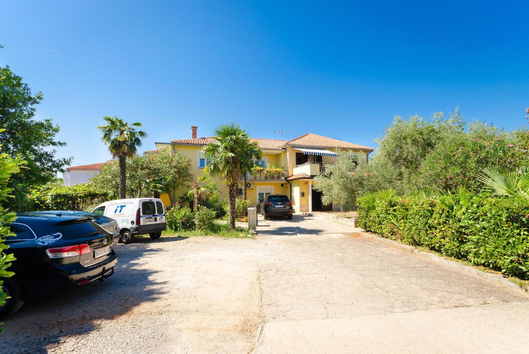 Apartments Marija Ουμάγκ Εξωτερικό φωτογραφία
